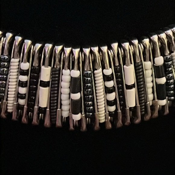 Modernistic safety pin and bead choker - Picture 3 of 9